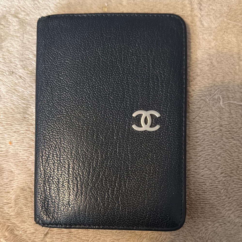 Chanel Black Leather Card Wallet With Silver Hardware
